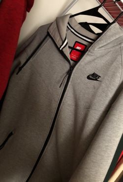 Nike tech fleece jacket