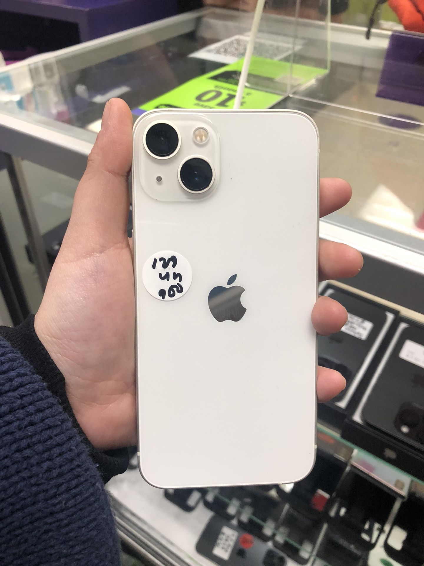 iPhone 14 128gb unlocked sold with store warranty