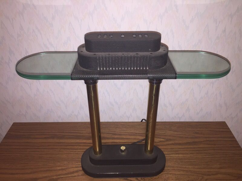Desk lamp