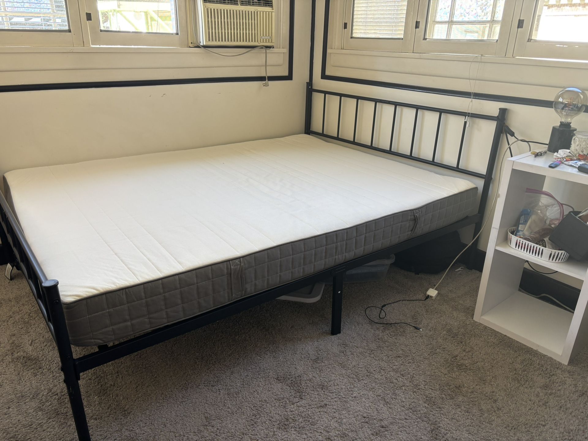 Queen mattress and Bed frame 