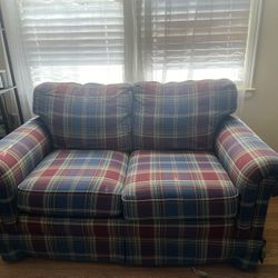 Loveseat 