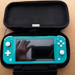 Nintendo Switch Lite Turquoise + Animal Crossing + Case