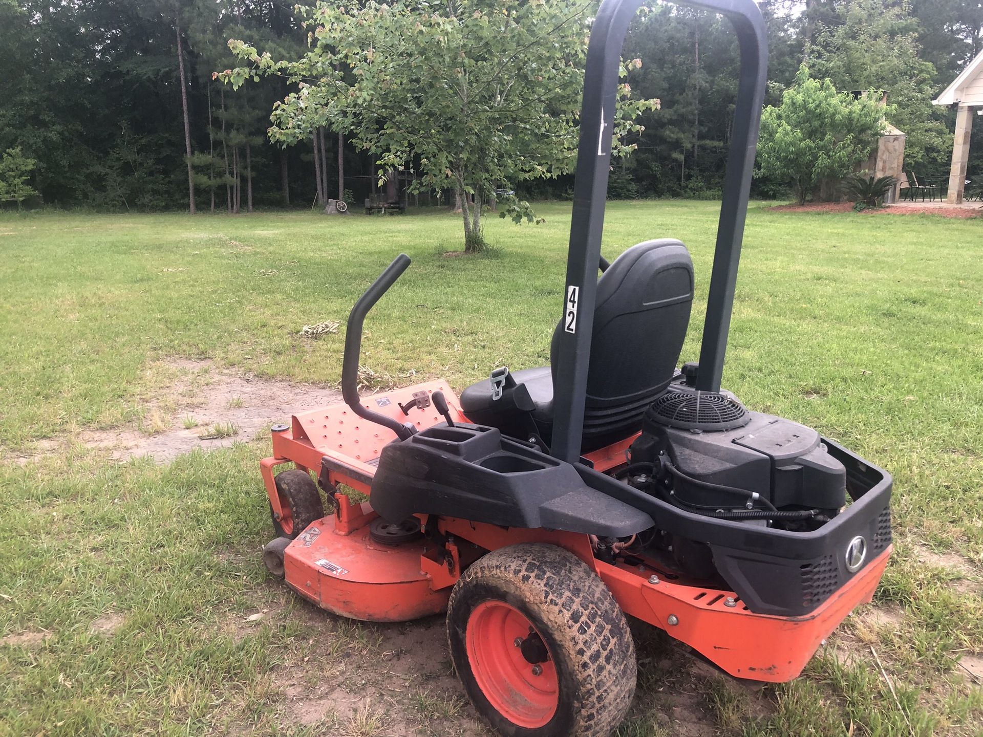 42 inch 0 turn Kubota mower. Drives great very clean low hours.