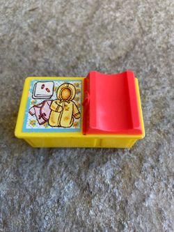 Vintage Small Fisher Price Little People Changing Table