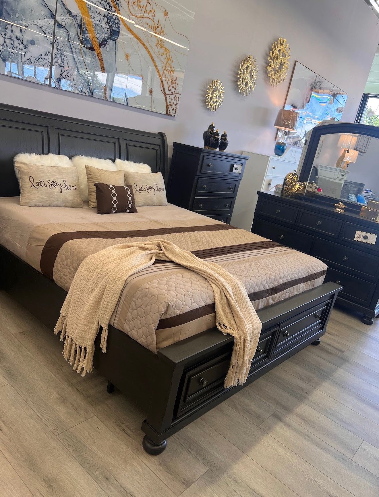 Bedroom Set , Black Furnishings