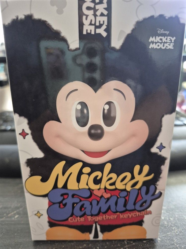 Disney Popmart *unopened* PLUTO