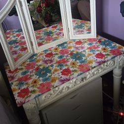 White Vanity Table 