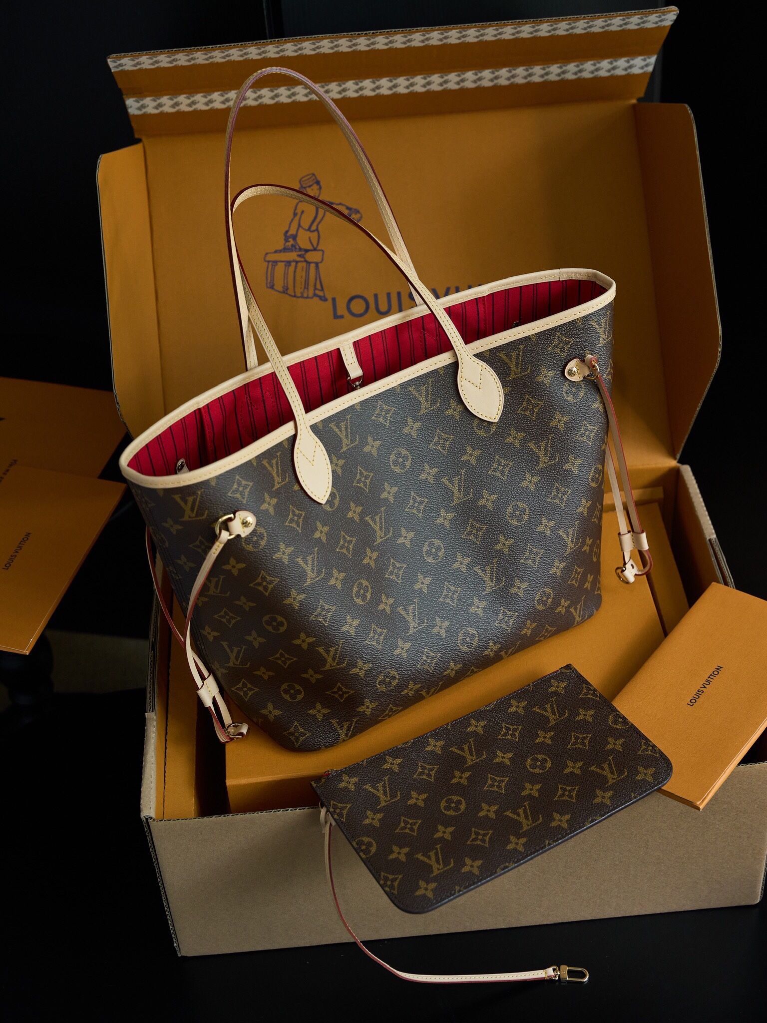 Women's Louis Vuitton Bag Luxury Bag With Dustbag