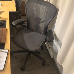 Aeron Herman Miller