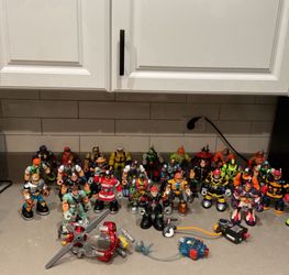 33 Pcs Lot Rescue Heroes Mattel  Action Figures