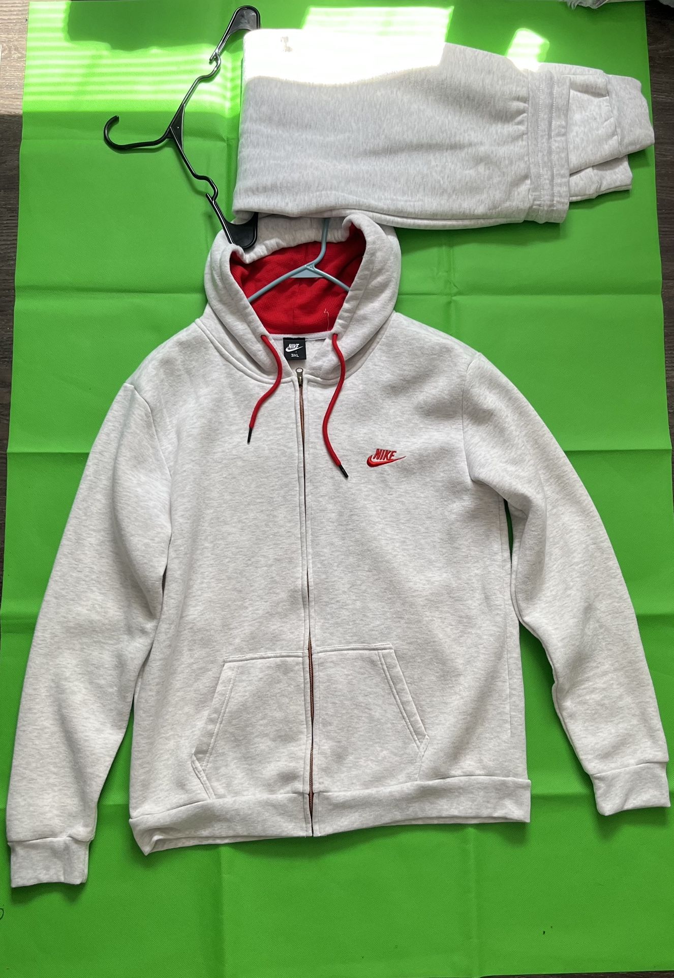Men’s Nike Sweat Suit