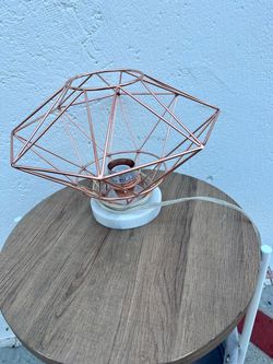 Rose Gold Wire Cage Table Lamp