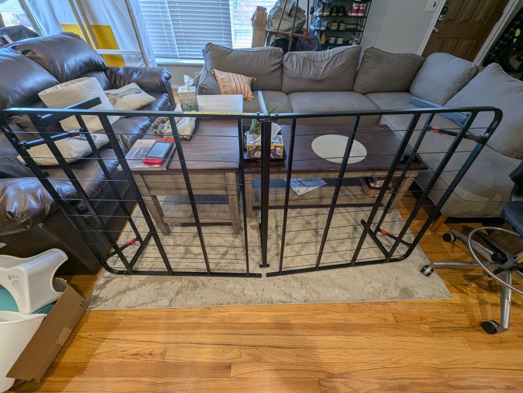 Black Steel Full Size Bed Frame (Foldable)