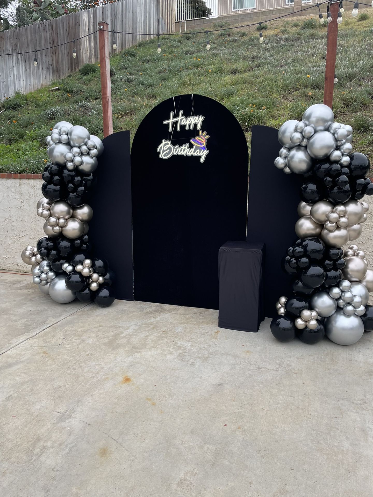 Balloon’s Backdrops And Decor