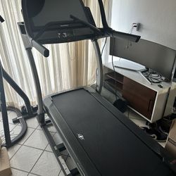 LIKE NEW - Nordictrack Treadmill