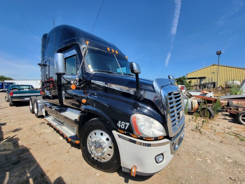 2011 Freightliner cascadia