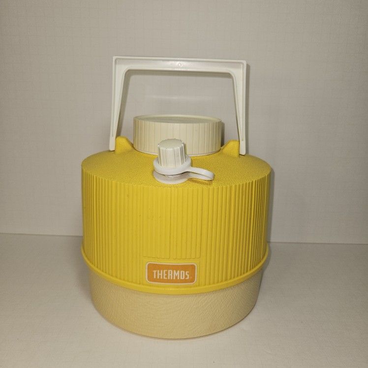 Vintage Thermos 1 Gallon Yellow Cooler Insulated Made in USA Camping Beach Jug