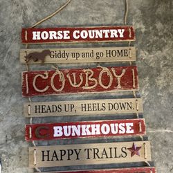 “country” Sign