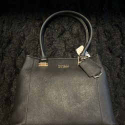 Women’s Guess Bag