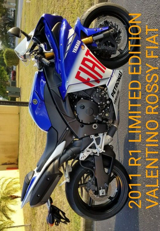 2011 YAMAHA R1 VALENTINO ROSSI FIAT LIMITED EDITION. LIKE NEW, NO MODS