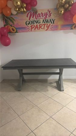 Free dining room