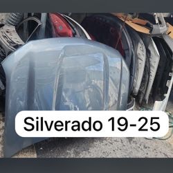 Silverado Hood  Cofre 