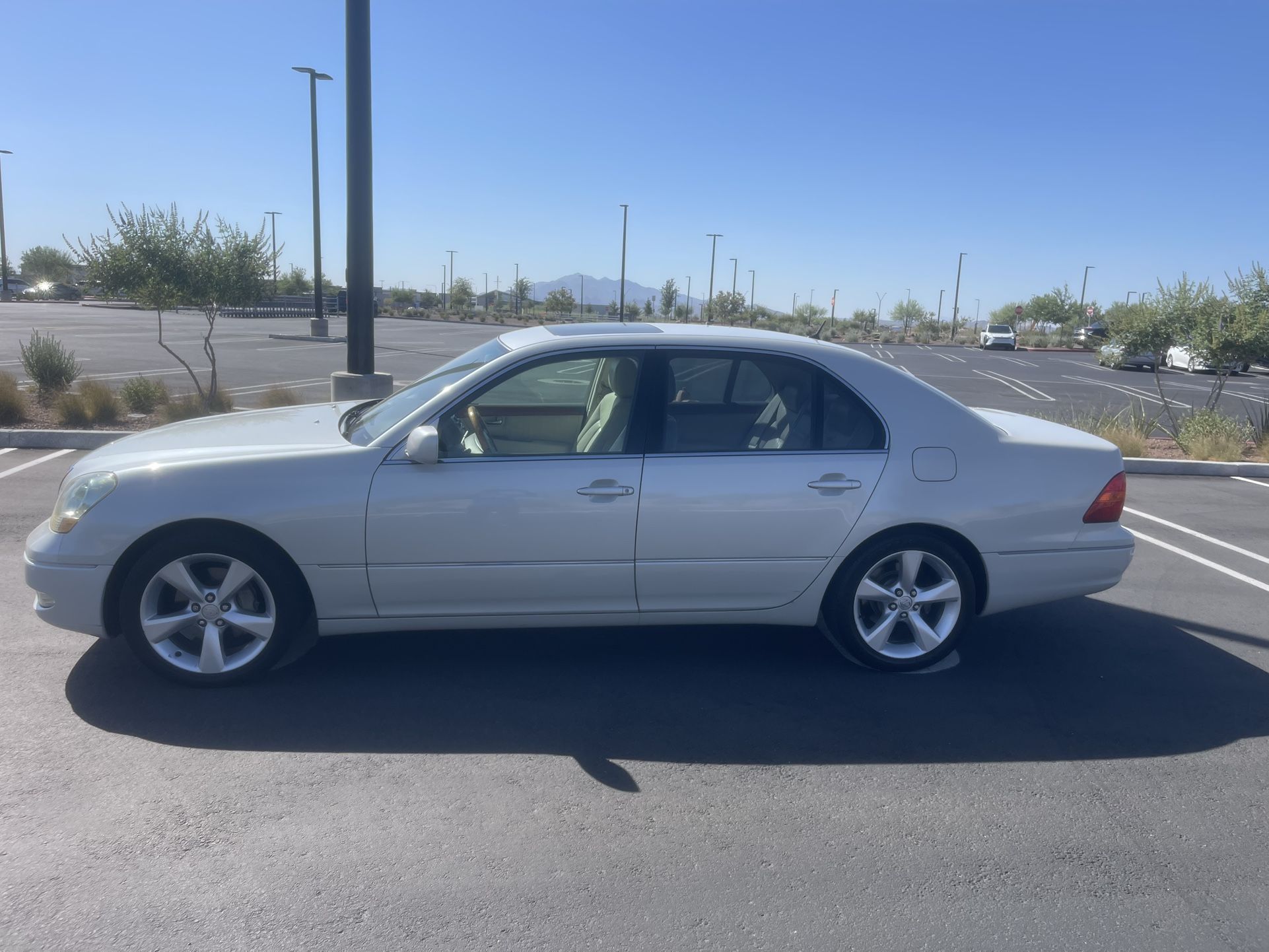2002 Lexus LS 430