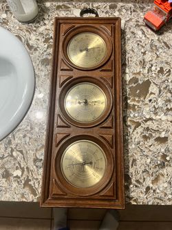 Springfield 1702 weather station