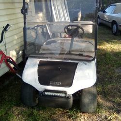 Old Yamaha Golf Cart !36 Volts N Charger Needs 2 Batts Cause One Is Good  They May Charge Up $1000 Delivered