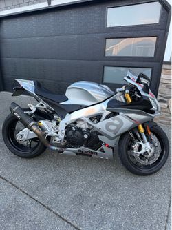 2016 aprilia rsv4 rr