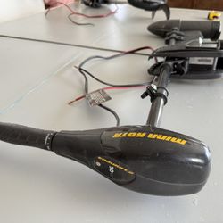 Minn Kota Endura C2 Trolling Motor with Battery Meter - 50 lbs. Thrust - 36" Shaft Length, Added Bullnose Finn - Rudder