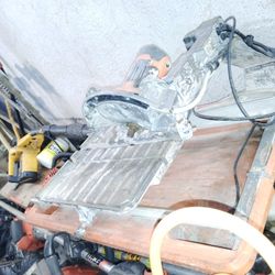 Ridgid 7 Inch Wet Tile Saw In Working Condition 