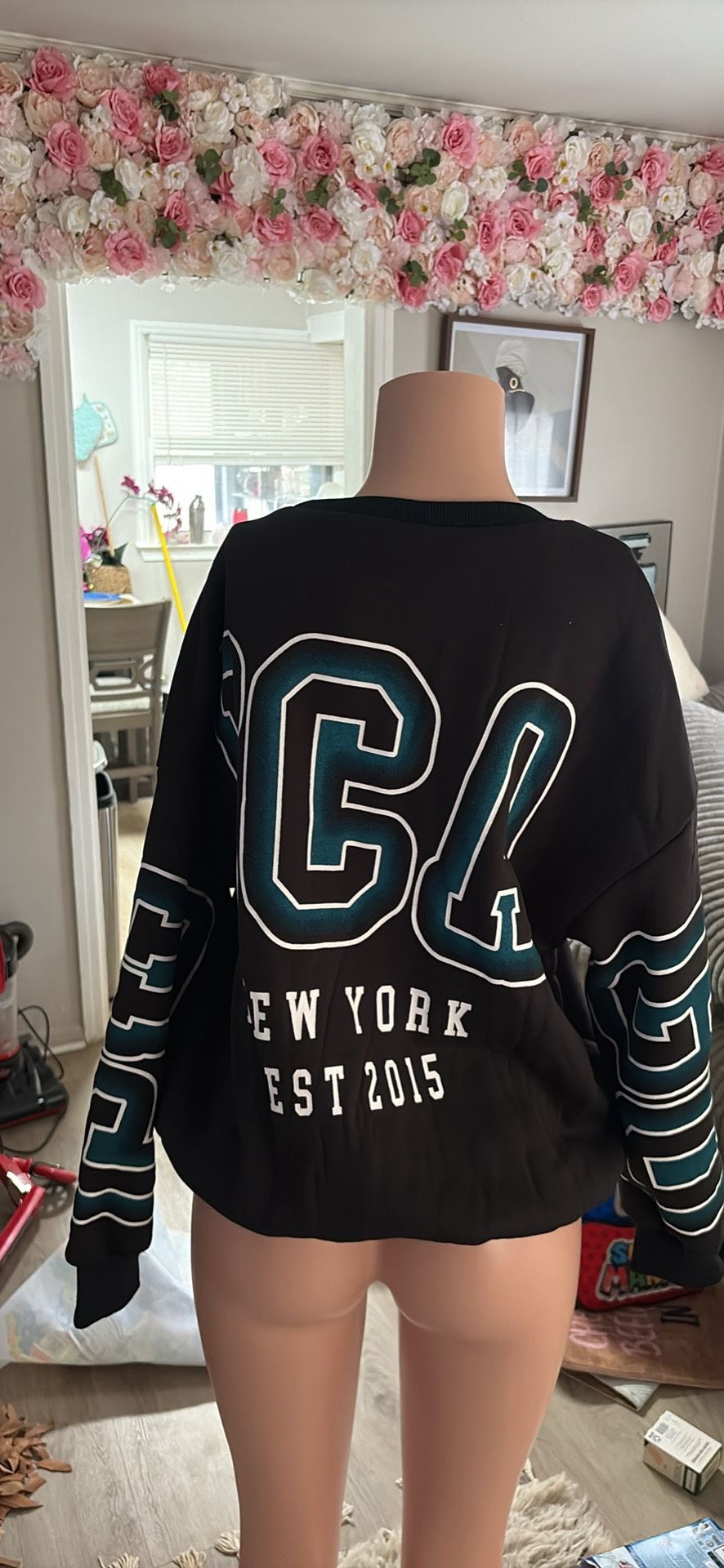 Oversized Black Graphic Sleeve Sweatshirt