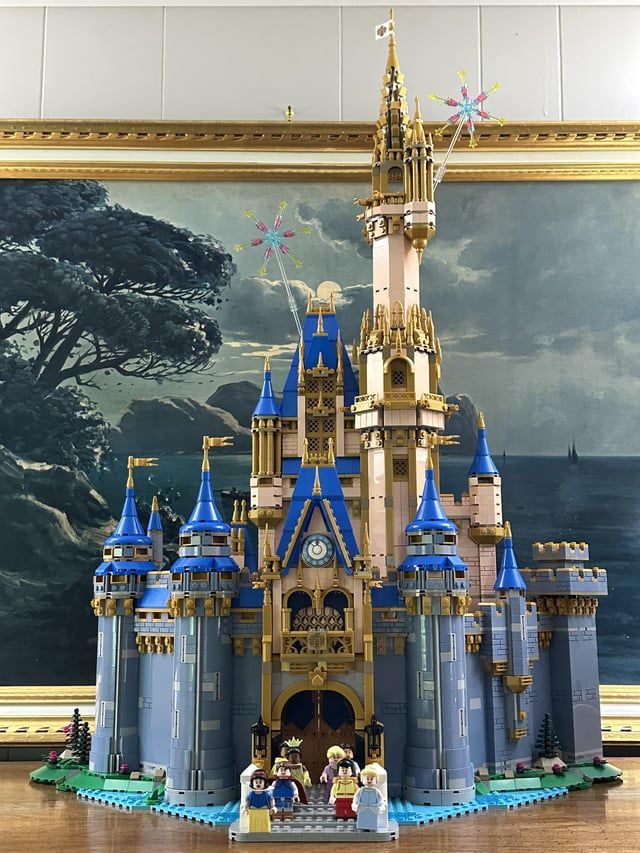Generic Lego Disney Castle (43222) With 4837 Pieces.