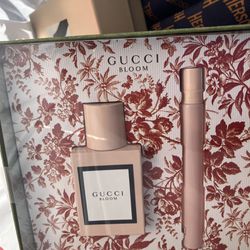 Gucci Bloom Perfume Set