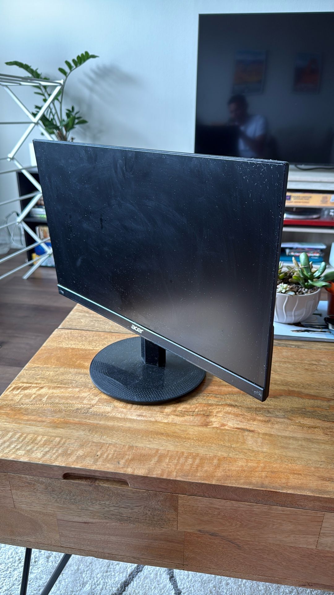 2 Acer Monitors (Free)
