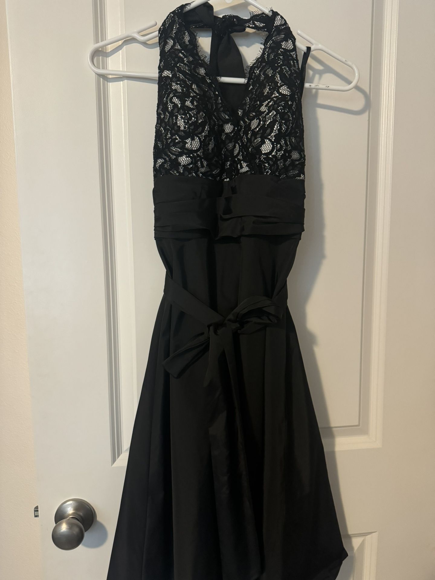 NWT Women’s Lace Halter Dress 