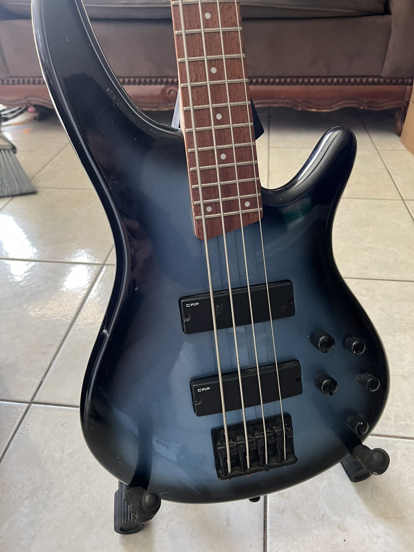 Ibanez Sr250 Electric Bass Guitar/ Rumbler 40 Bass Amp