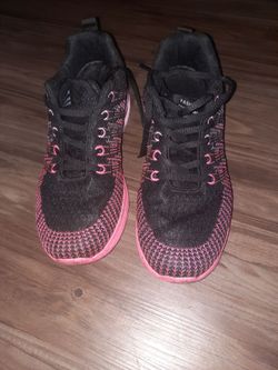 Women's shoes