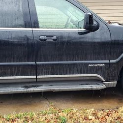 2004 Lincoln Aviator