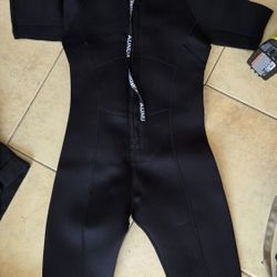 Wetsuit Size Small Brand New