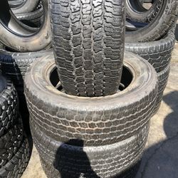 SET OF FOUR TIRES 275/55/20 GOODYEAR WRANGLER SEMI NEW $250 PRICE INCLUDES PROFESSIONAL ISTALATION AND TAX