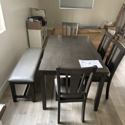 Dining Table Set 