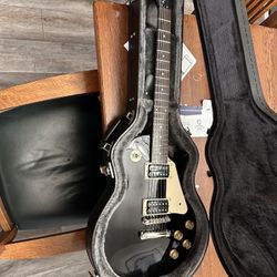 Epiphone Les Paul With matching Hard case