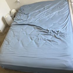 Full/Double Mattress + Fitted Sheet – $40 (Pickup on 3/3 Only)