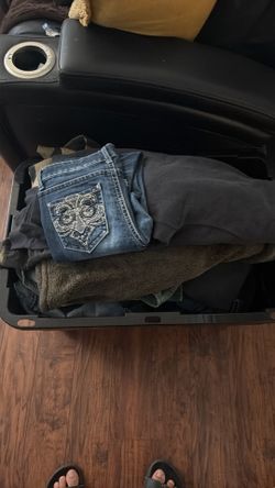 CLOTHES