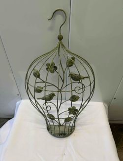 Decorative birdcage