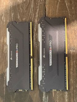 Corsair Vengeance RGB Pro SL 32GB (2x16GB) DDR4 3600MHz CL18 CMW32GX4M2Z3600C18