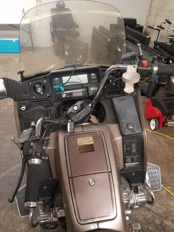 Honda gold wing