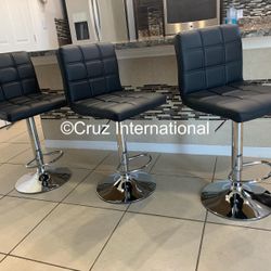 New 3 Black Bar Stools 